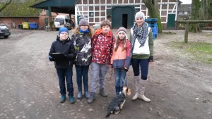 Von links nach rechts. Jacob, Linda, Jakob, Amy´, Fr. Coumaileau